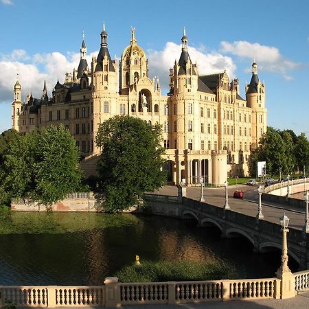 A&S Ferienzentrum Schwerin Schwerin  Exterior photo
